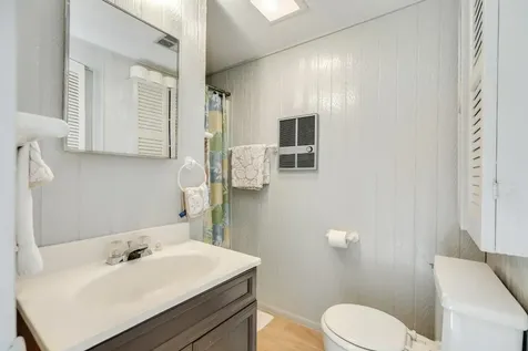 22814 Vida Street Galveston TX 77554