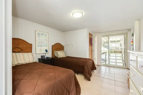 22814 Vida Street Galveston TX 77554