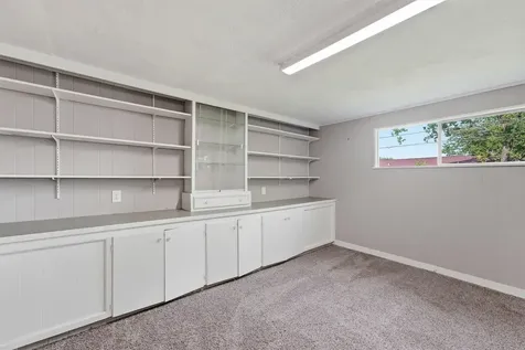 509 W Oak Street Highlands TX 77562