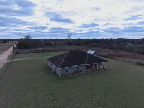 2464 Barker Prairie Road Navasota TX 77868