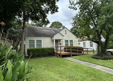6614 Weslayan Street West University Place TX 77005