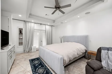 1210 Parkerhaven Court Houston TX 77008