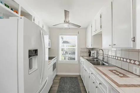 4031 Panola Drive Galveston TX 77554