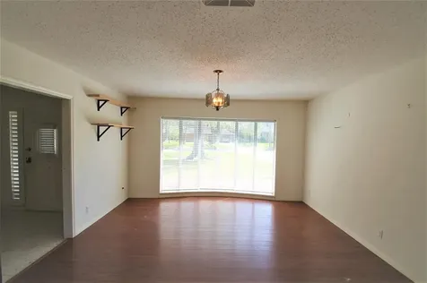 5504 Valerie Street Houston TX 77081