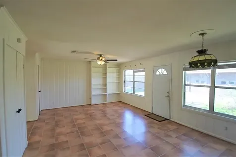 5504 Valerie Street Houston TX 77081