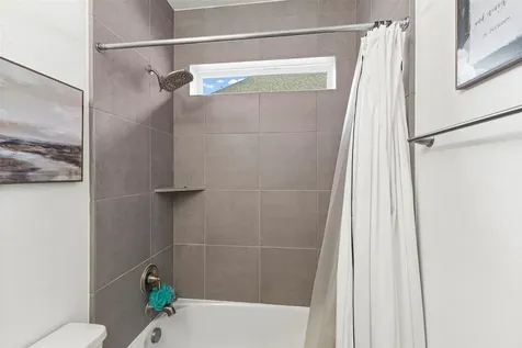 7823 Leighton Trail Pasadena TX 77505