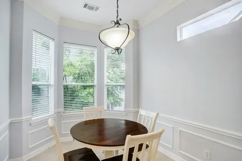 5312 Blossom Street Houston TX 77007