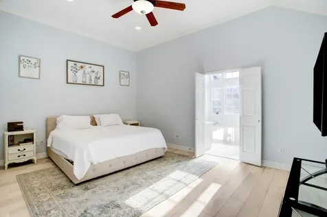 5312 Blossom Street Houston TX 77007