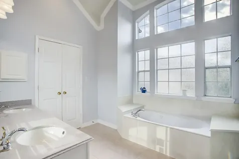 5312 Blossom Street Houston TX 77007