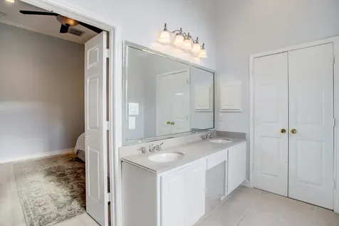 5312 Blossom Street Houston TX 77007