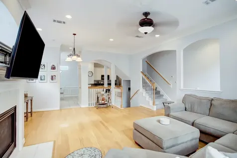 5312 Blossom Street Houston TX 77007