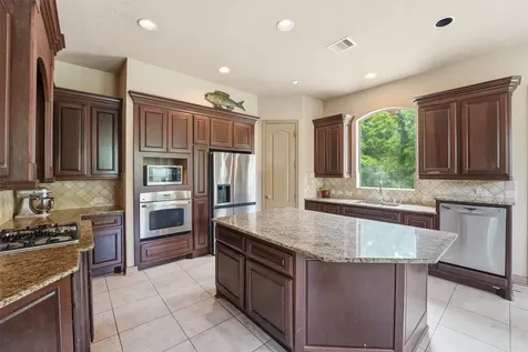 3 Spotted Lily Way The Woodlands TX 77354