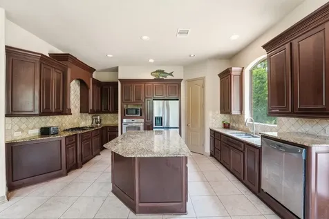 3 Spotted Lily Way The Woodlands TX 77354