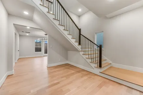 1904 Nantucket Drive Houston TX 77057