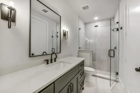 1904 Nantucket Drive Houston TX 77057