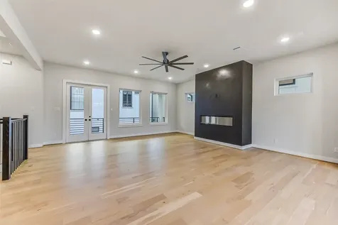 1904 Nantucket Drive Houston TX 77057