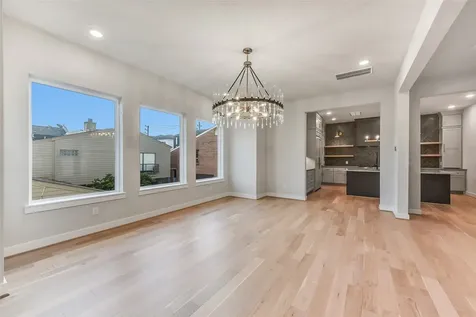 1904 Nantucket Drive Houston TX 77057