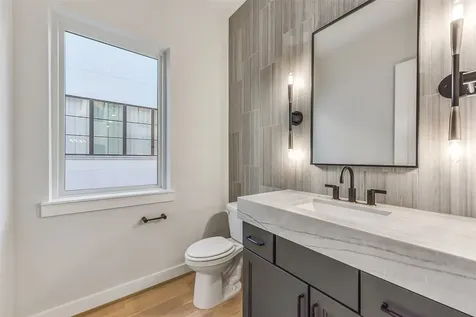 1904 Nantucket Drive Houston TX 77057