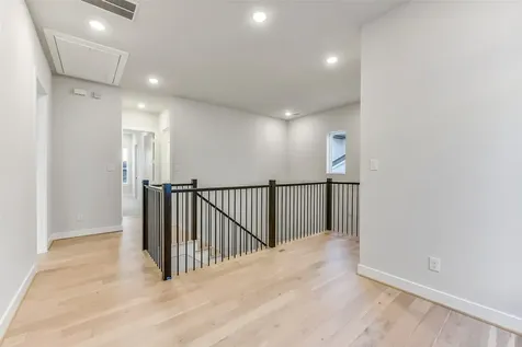 1904 Nantucket Drive Houston TX 77057