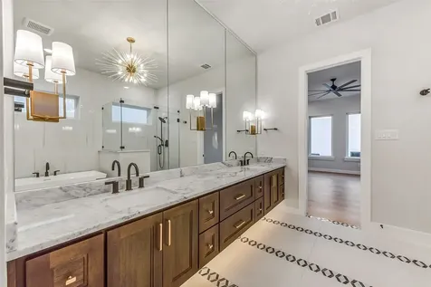 1904 Nantucket Drive Houston TX 77057