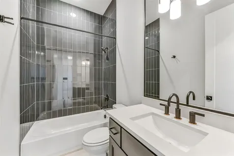 1904 Nantucket Drive Houston TX 77057