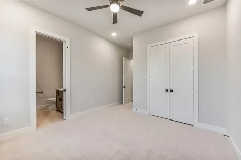 1904 Nantucket Drive Houston TX 77057