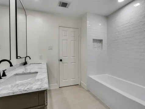 2109 Bay Hill Drive League City TX 77573