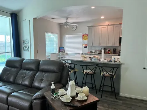 4955 Sentry Woods Lane Pearland TX 77584