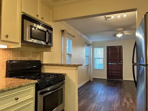 4401 Marina Street B Houston TX 77007