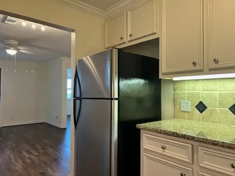 4401 Marina Street B Houston TX 77007