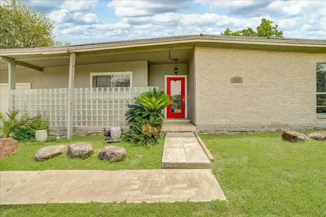 2211 Bonita Way Baytown TX 77520