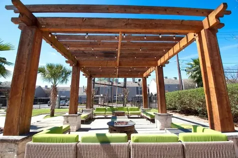 4400 Memorial Drive 2-2015 Houston TX 77007