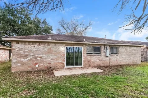 7218 Wren Circle Texas City TX 77591