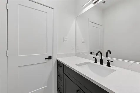 967 Highland Light Lane Houston TX 77091