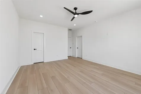 967 Highland Light Lane Houston TX 77091