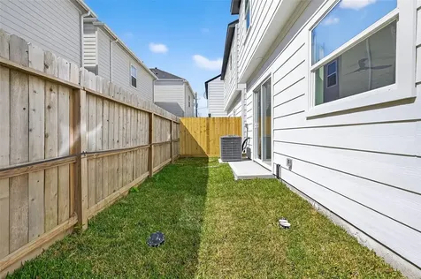 967 Highland Light Lane Houston TX 77091