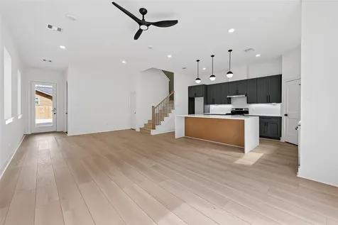 967 Highland Light Lane Houston TX 77091