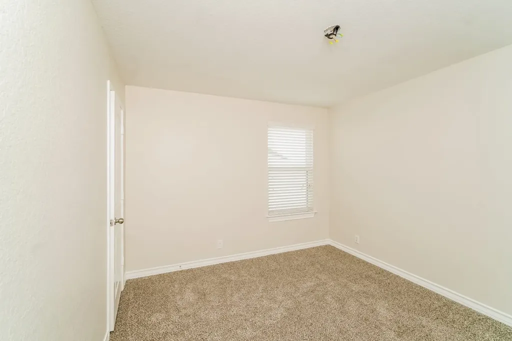 8907 Taylor Grove San Antonio TX 78254