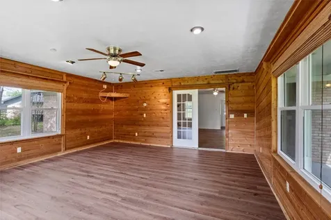 1717 Jones Street Alvin TX 77511