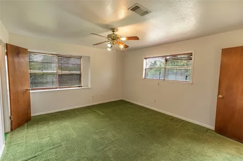 117 Dogwood Trail Bellville TX 77418