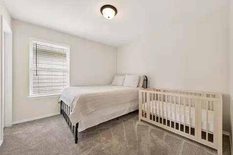 5134 Aedan Oak Street Houston TX 77018