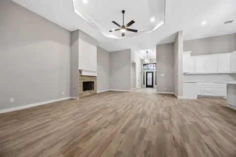 129 Fluorite Court Huntsville TX 77340