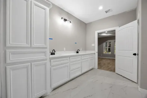 129 Fluorite Court Huntsville TX 77340