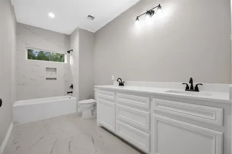 129 Fluorite Court Huntsville TX 77340