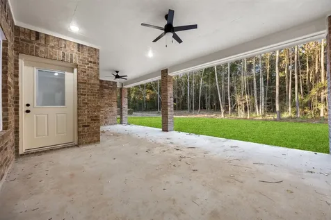 129 Fluorite Court Huntsville TX 77340
