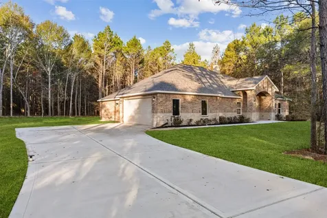 129 Fluorite Court Huntsville TX 77340