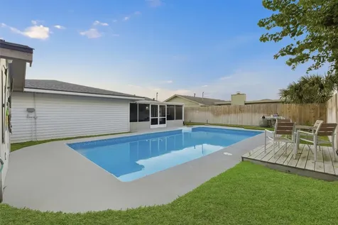 3508 80th Street Galveston TX 77551