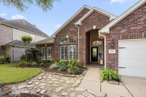 3010 Five Oaks Drive Missouri City TX 77459