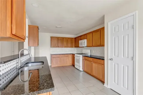 6030 Sandy Creek Drive Baytown TX 77523