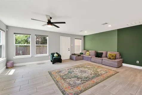 436 Owens Street Houston TX 77029
